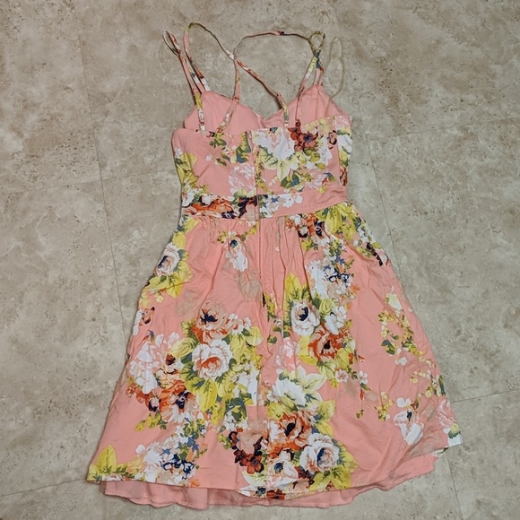 Pink floral size 5 strappy dress - Picture 5 of 7